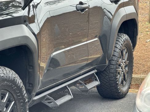 Used 2025 Toyota 4Runner SR5 image 9