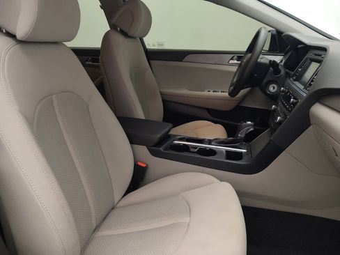 Used 2016 Hyundai Sonata SE FWD image 21