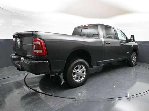 Used 2024 RAM 2500 Laramie AWD/4WD image 3