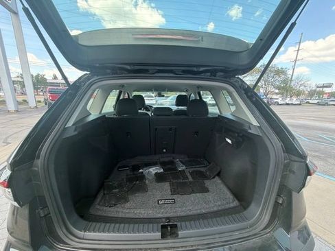 Certified 2025 Volkswagen Taos S AWD/4WD image 21
