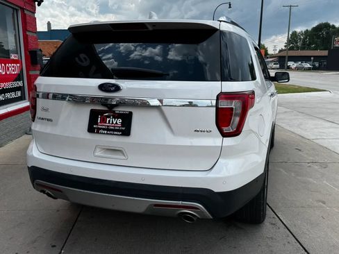 Used 2016 Ford Explorer Limited w/ Equipment Group 301A AWD/4WD image 8