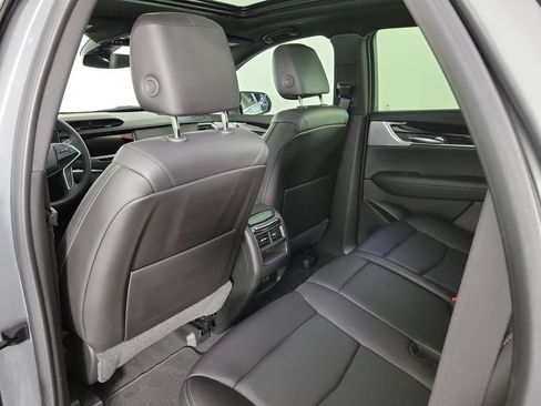 Used 2024 Cadillac XT5 Premium Luxury FWD image 12