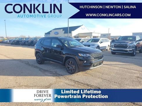 New 2026 Jeep Compass Latitude image 1