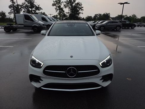 Used 2023 Mercedes-Benz E 350 4MATIC Sedan image 8