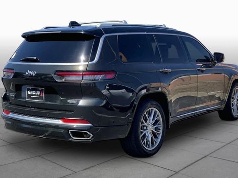 Used 2022 Jeep Grand Cherokee L Summit w/ Luxury Tech Group V image 12