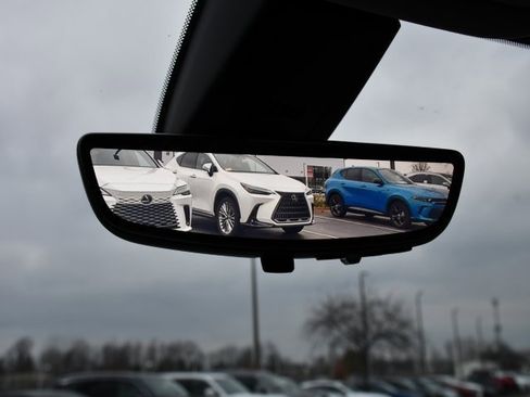 Used 2022 GMC Acadia Denali w/ Denali Ultimate Package image 15