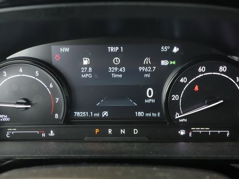 Used 2022 Lincoln Corsair FWD w/ Equipment Group 101A image 9