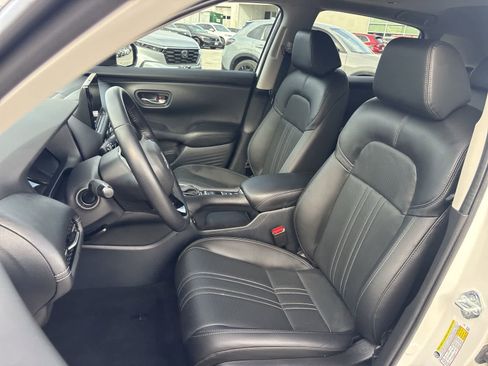 Used 2025 Honda HR-V EX-L image 10
