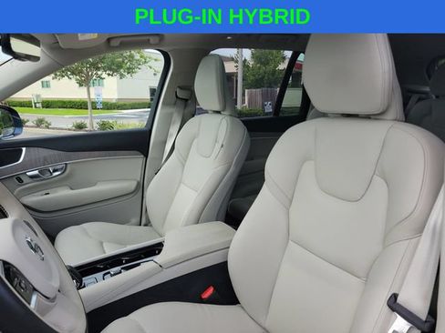 Used 2024 Volvo XC90 T8 Plus w/ Protection Package Premier AWD/4WD image 23