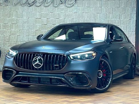 Used 2024 Mercedes-Benz S 63 AMG S image 2