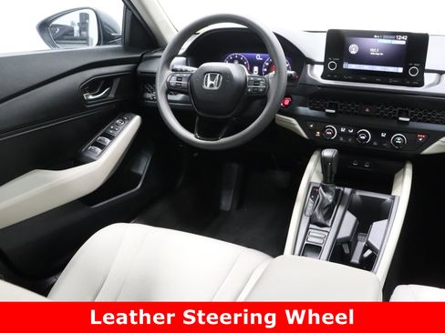 Used 2024 Honda Accord EX image 32