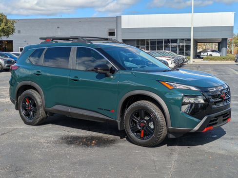 New 2026 Nissan Rogue Rock Creek image 2
