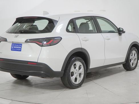 Used 2023 Honda HR-V LX image 10
