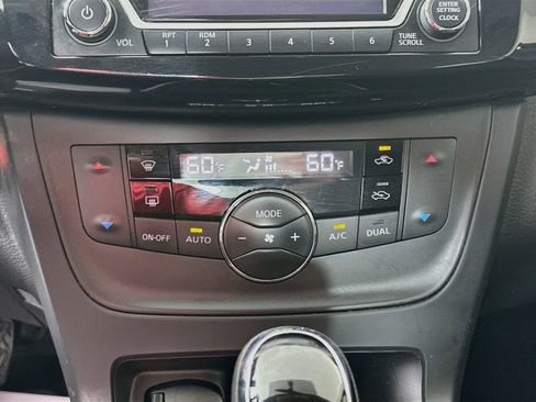 Used 2018 Nissan Sentra SV FWD image 15