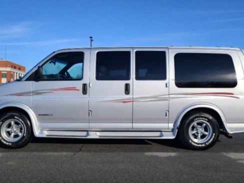 Used 2002 GMC Savana 1500 image 6