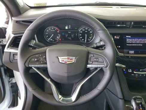 New 2025 Cadillac XT6 Premium Luxury image 19