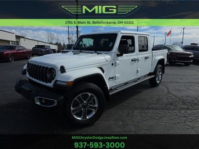 Used 2024 Jeep Gladiator Sport w/ Premium Package