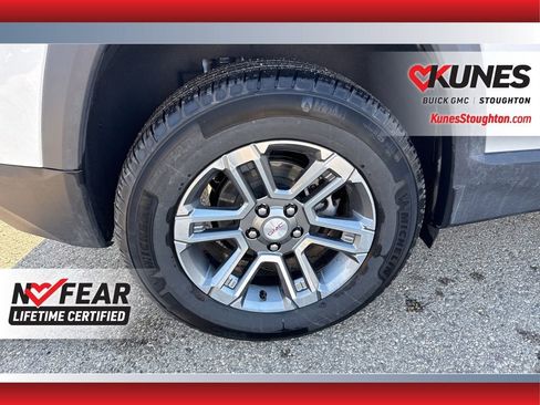 Used 2025 GMC Terrain Elevation AWD/4WD image 14