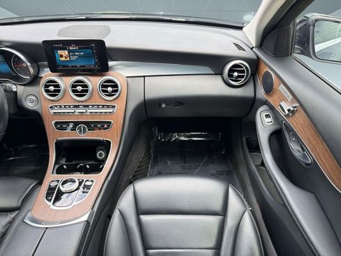 Used 2019 Mercedes-Benz C 300 4MATIC Sedan image 28