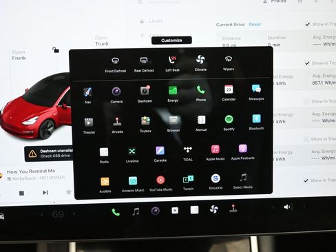 Used 2018 Tesla Model 3 Long Range image 30