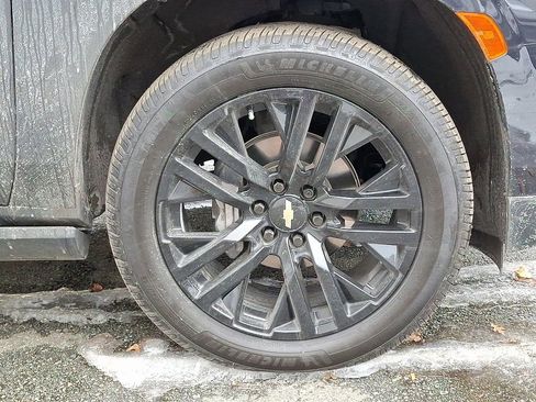 Used 2023 Chevrolet Tahoe Premier image 35