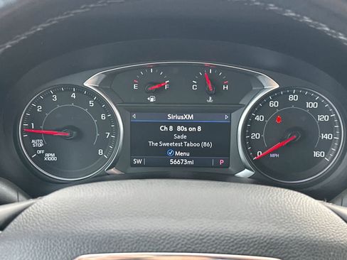 Used 2024 GMC Terrain SLT AWD/4WD image 28