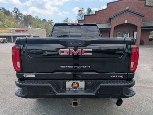 Used 2020 GMC Sierra 2500 AT4 w/ AT4 Premium Package image 5