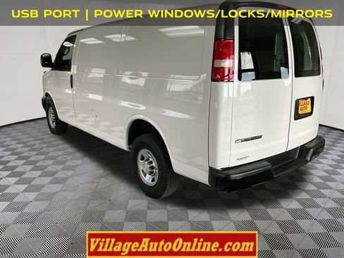 Used 2019 Chevrolet Express 2500 w/ Driver Convenience Package image 2
