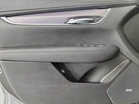 Certified 2023 Cadillac XT5 Luxury image 19