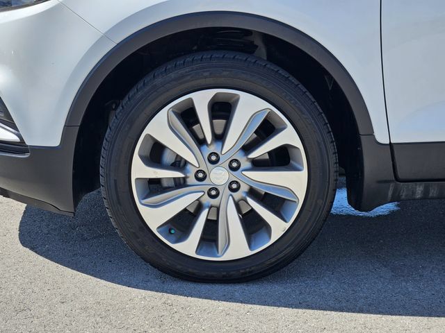Used 2020 Buick Encore Preferred FWD image 12
