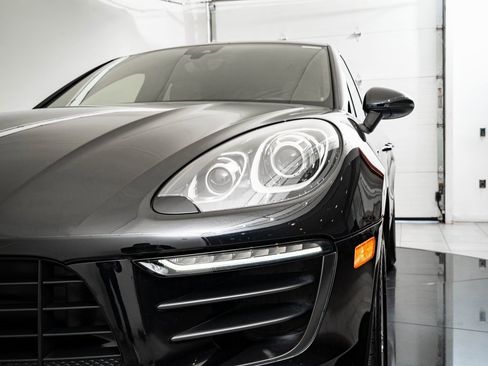Used 2018 Porsche Macan image 13