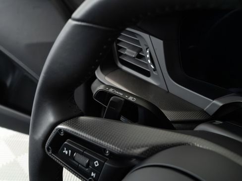 Used 2025 Porsche 911 Carrera GTS image 23