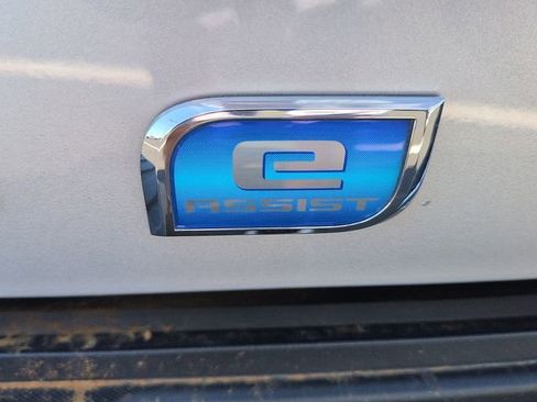 Used 2018 Chevrolet Silverado 1500 LT w/ LT Eassist Package RWD image 12