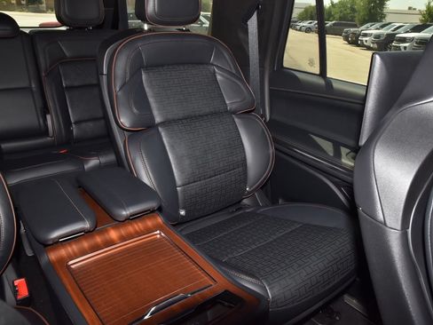 New 2027 Lincoln Navigator L Black Label AWD/4WD image 24
