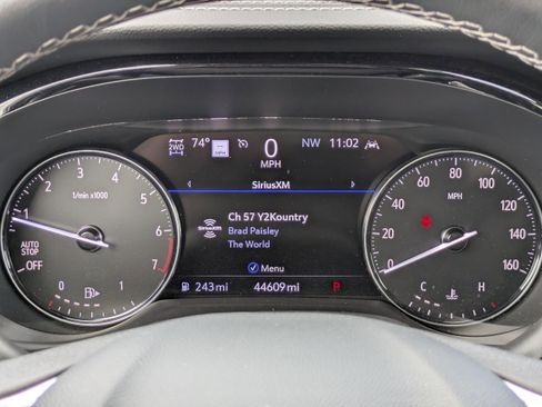 Used 2022 Buick Envision Essence w/ Technology Package I image 32