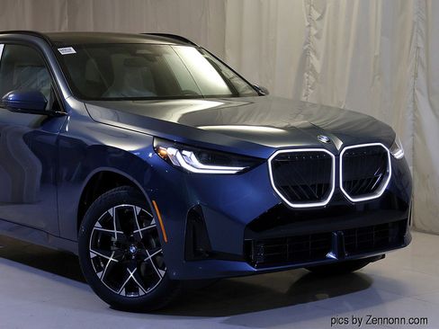 New 2026 BMW X3 xDrive30 w/ M Sport Package image 2