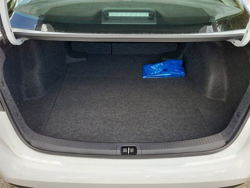 Used 2026 Toyota Corolla LE image 8