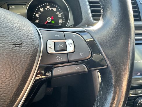 Used 2019 Volkswagen Passat 2.0T Wolfsburg image 15