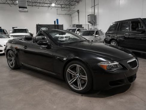 Used 2007 BMW M6 Convertible RWD image 5