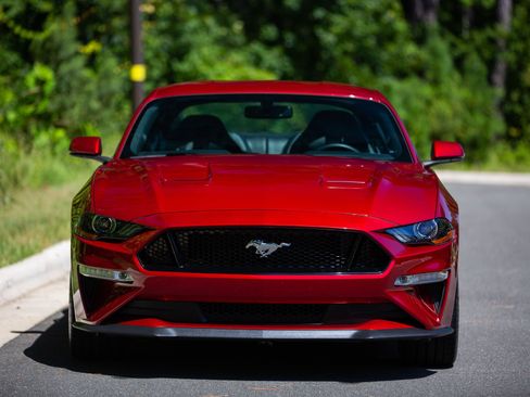 Used 2019 Ford Mustang GT Premium w/ GT Performance Package image 10