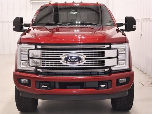 Used 2017 Ford F250 Platinum w/ Platinum Ultimate Package AWD/4WD image 4