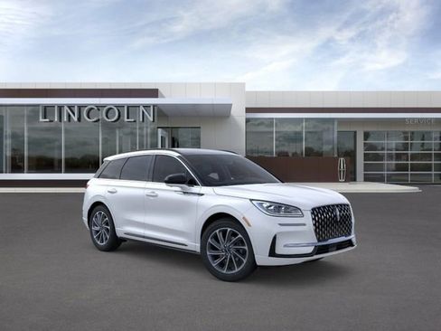 New 2026 Lincoln Corsair Grand Touring image 7