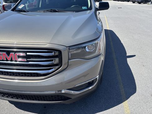 Used 2019 GMC Acadia SLE w/ Driver Alert Package I AWD/4WD image 10