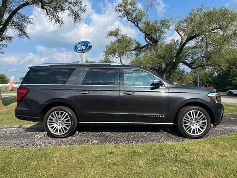 Used 2023 Ford Expedition Max Platinum AWD/4WD image 1