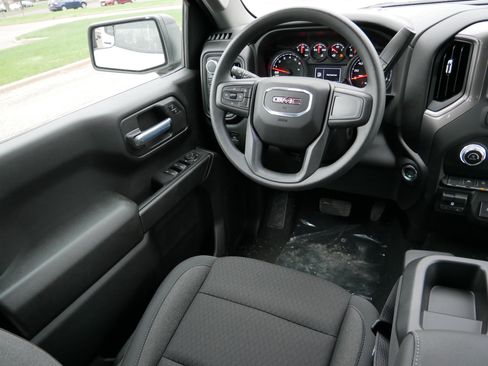 New 2026 GMC Sierra 1500 Pro w/ Graphite Edition AWD/4WD image 13