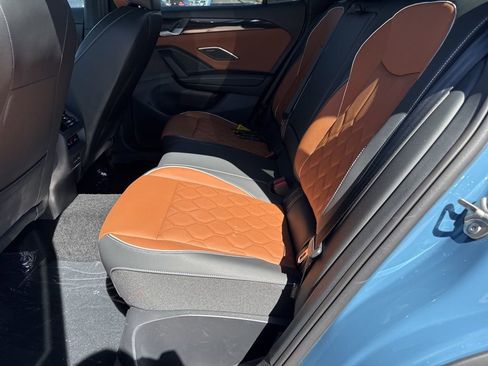 New 2026 Volkswagen Tiguan SEL R-Line AWD/4WD image 11