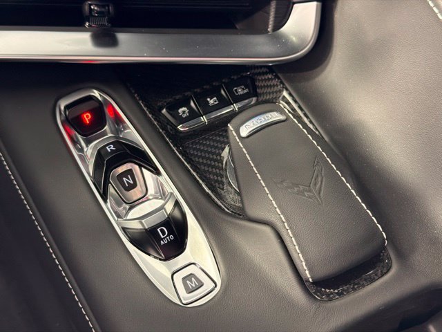Used 2025 Chevrolet Corvette Stingray Premium Conv w/ Z51 Performance Package RWD image 19