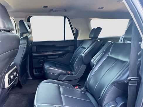 Used 2024 Ford Expedition Max XLT AWD/4WD image 24