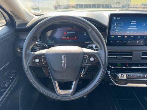 Certified 2023 Lincoln Corsair Reserve image 10