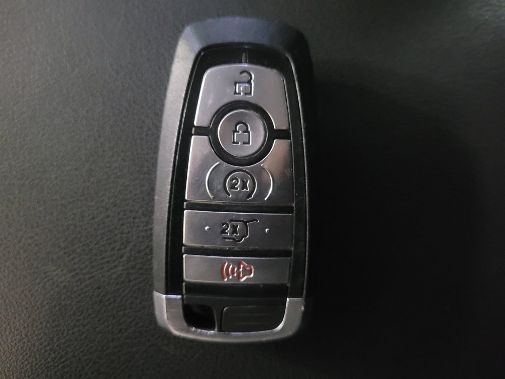Used 2021 Ford Edge SEL w/ Convenience Package AWD/4WD image 32